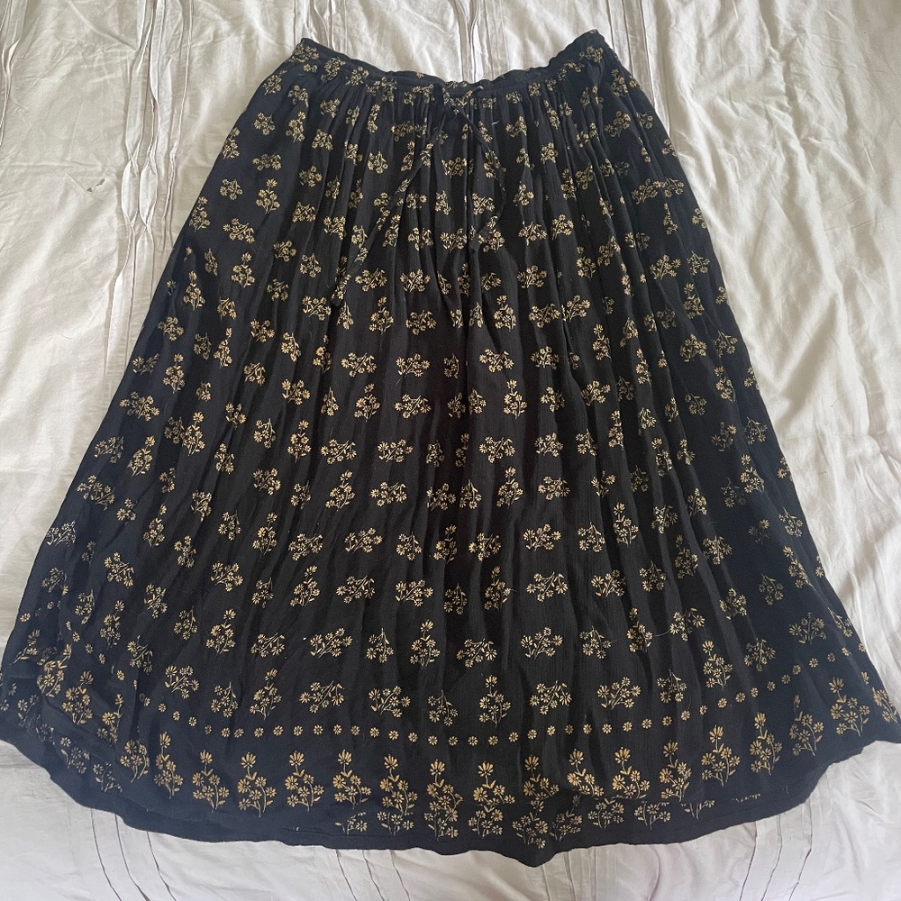 Black floral midi skirt